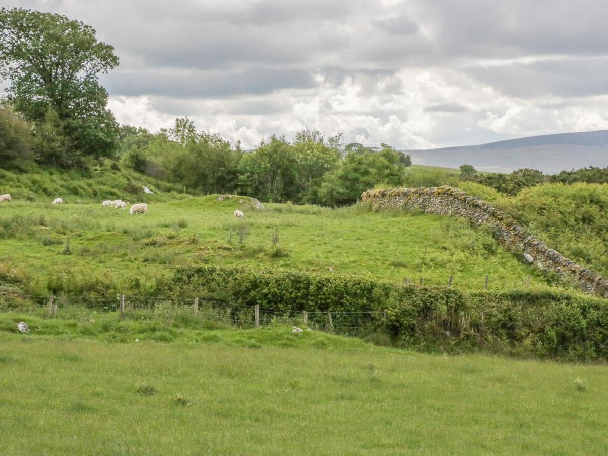 Penrhyddion Ucha Capel Garmon Exterior foto